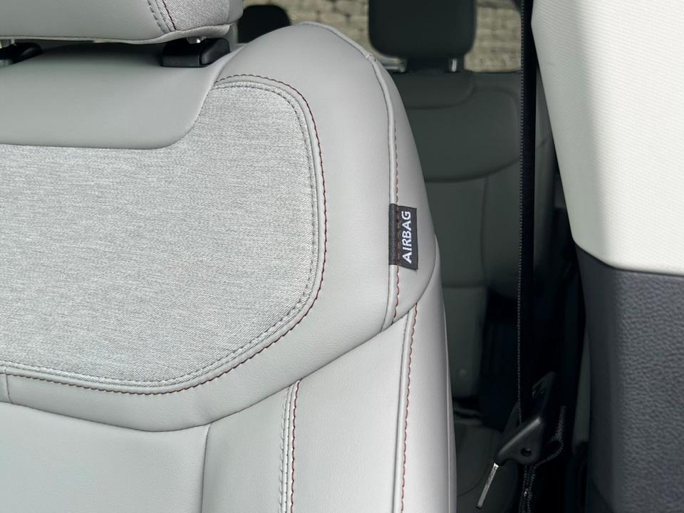 new 2025 Ford Explorer car, priced at $46,941