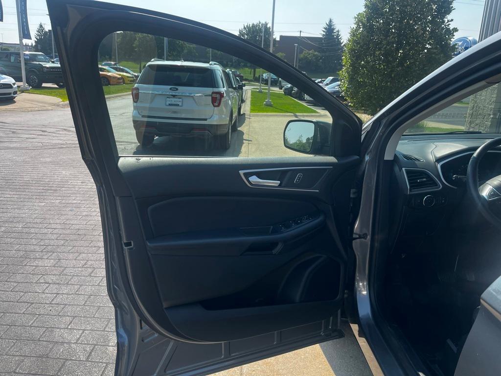 used 2021 Ford Edge car, priced at $26,274