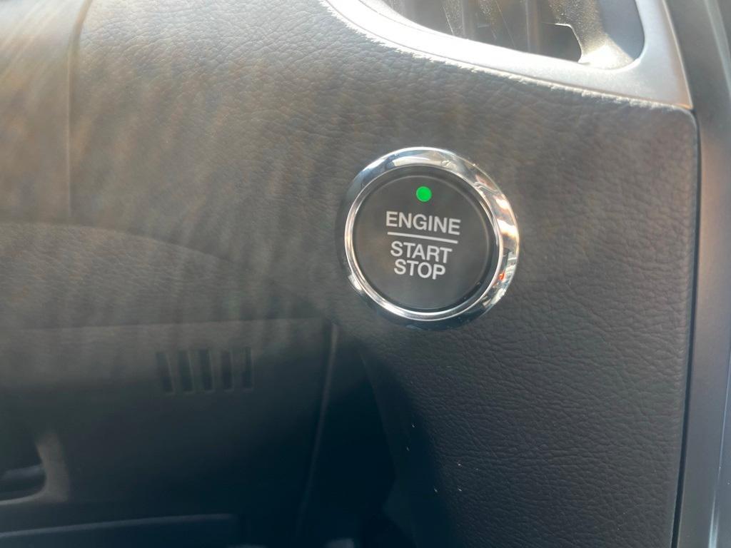 used 2021 Ford Edge car, priced at $26,274