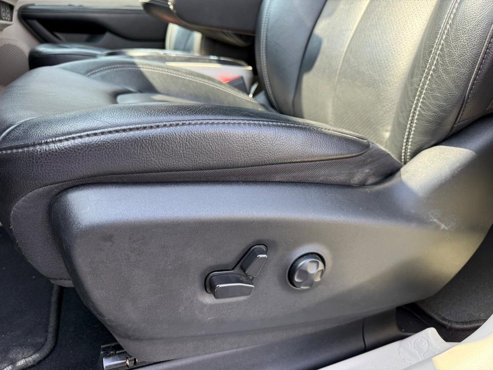 used 2022 Chrysler Pacifica car, priced at $21,199