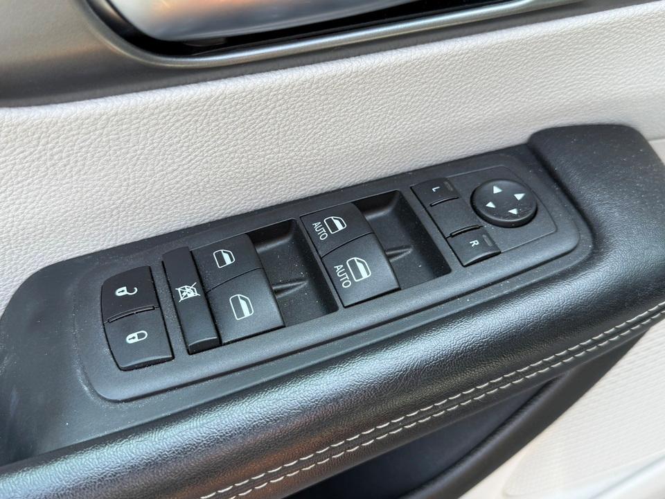 used 2022 Chrysler Pacifica car, priced at $21,199