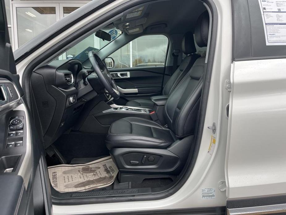 used 2022 Ford Explorer car, priced at $32,000