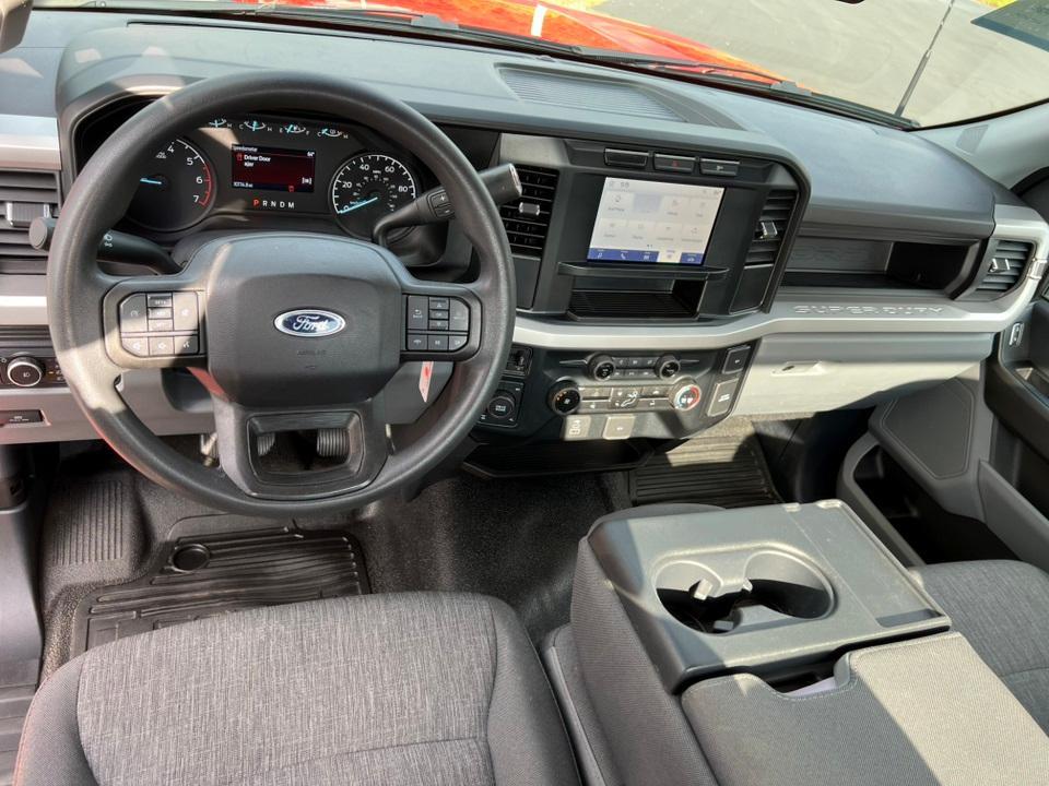 used 2023 Ford F-250 car, priced at $40,000