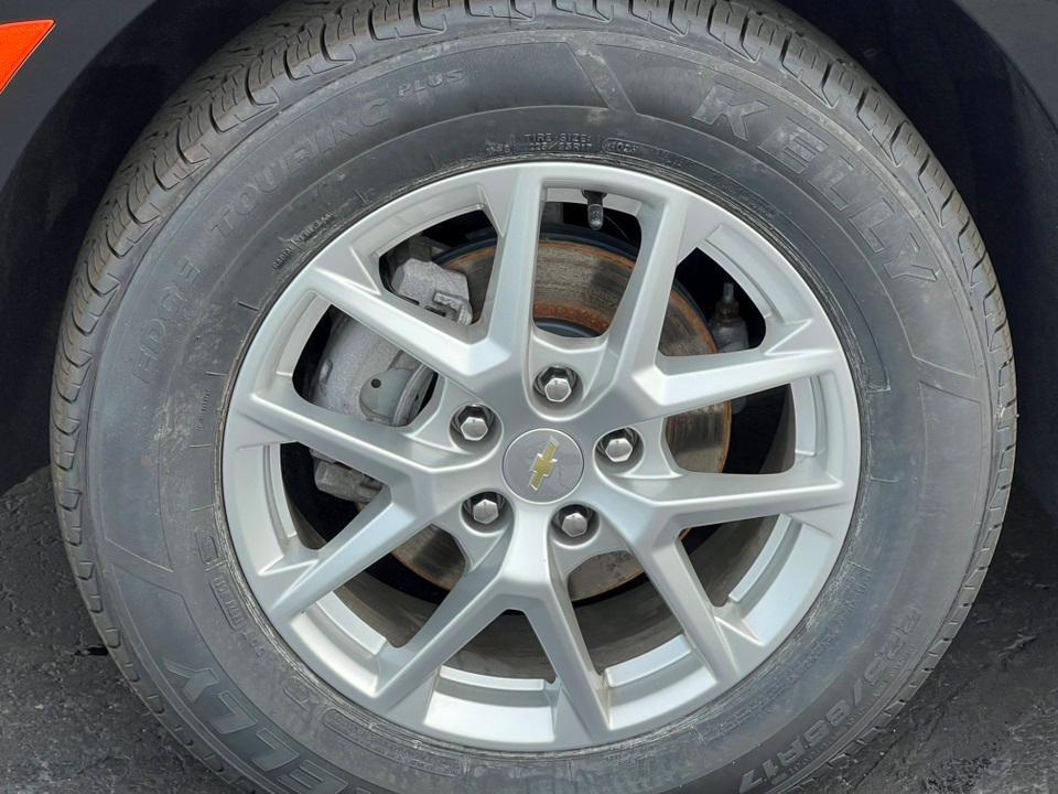 used 2022 Chevrolet Equinox car, priced at $20,941