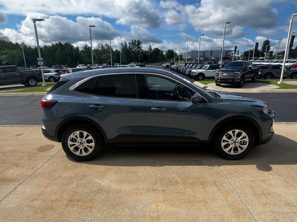 used 2023 Ford Escape car, priced at $25,758