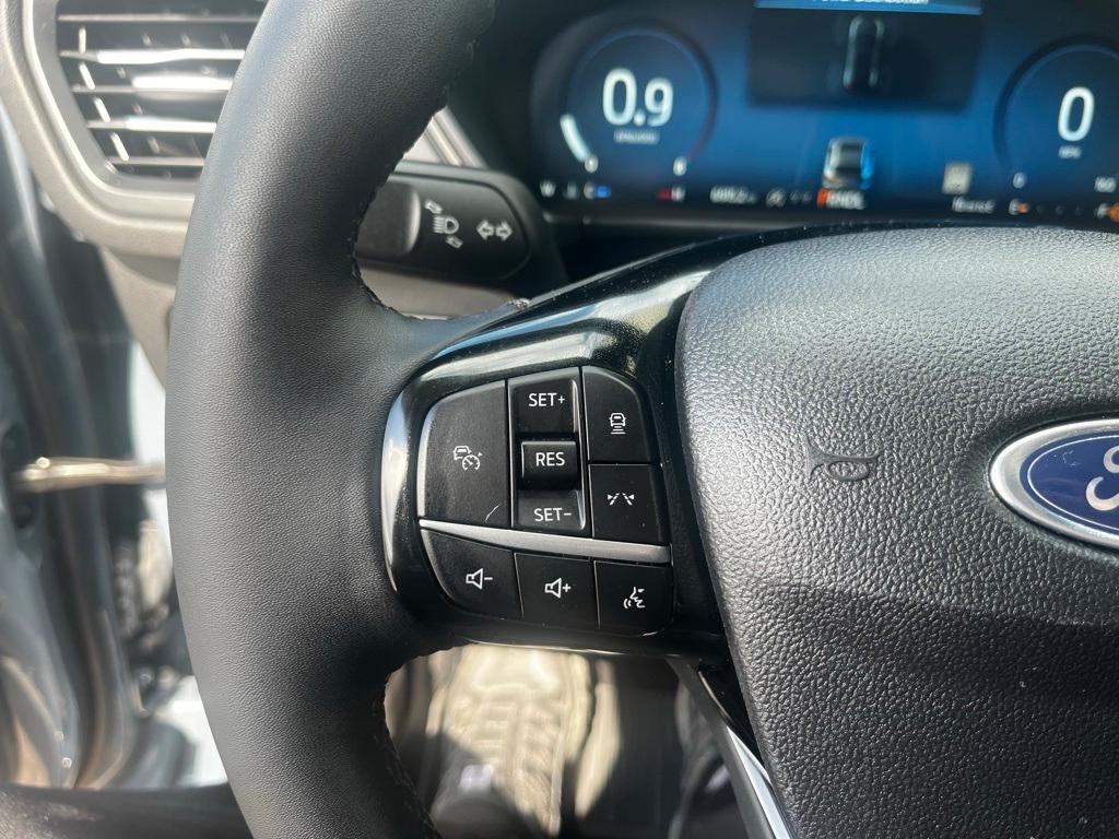 used 2023 Ford Escape car, priced at $25,758