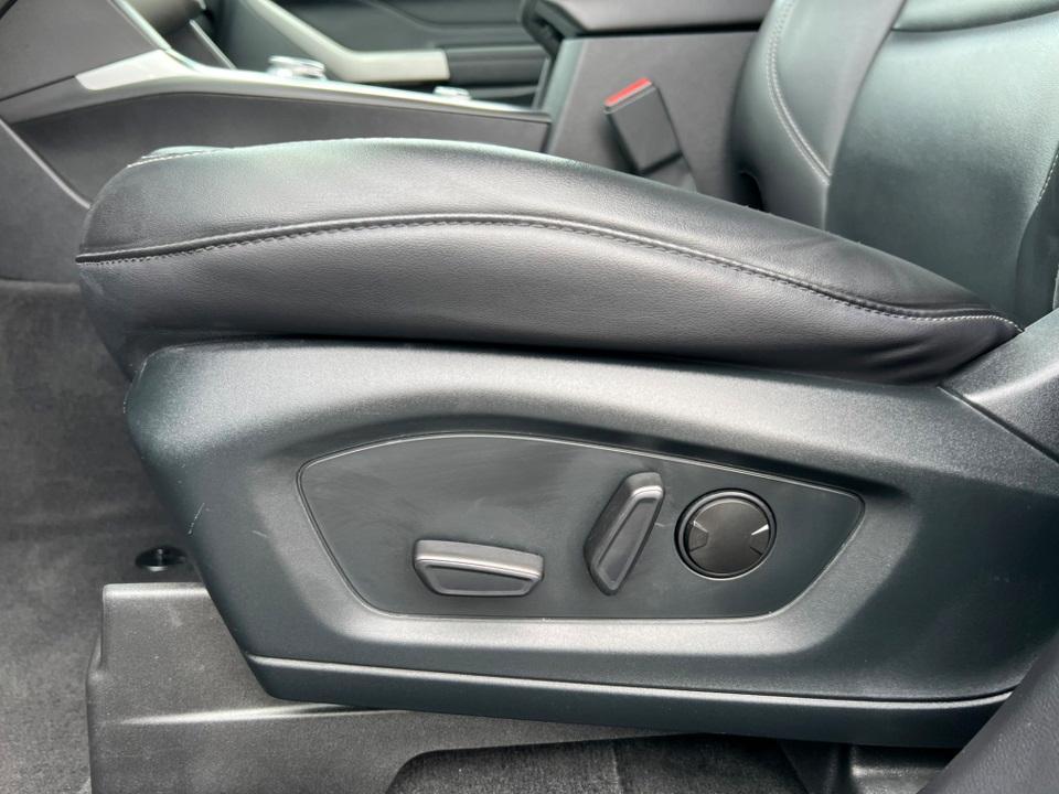 used 2022 Ford Explorer car, priced at $30,862