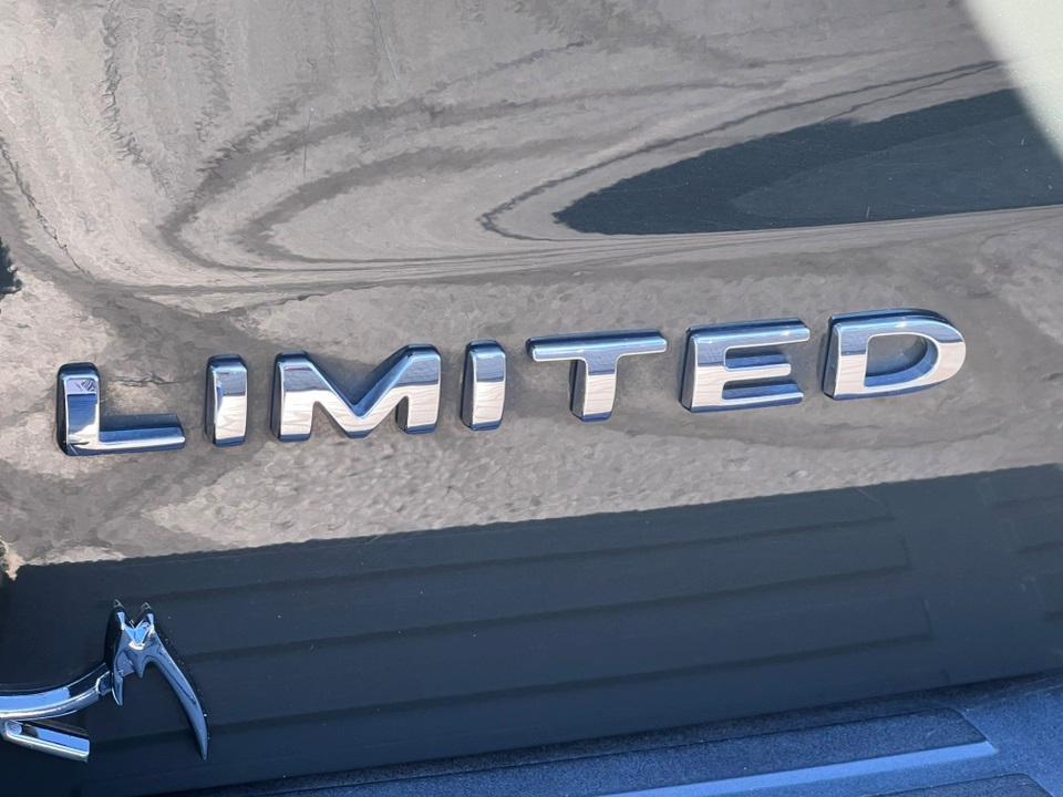 used 2022 Ford Expedition Max car, priced at $54,000