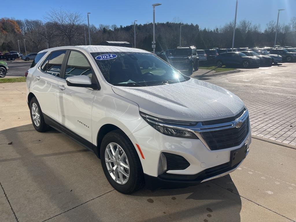 used 2024 Chevrolet Equinox car, priced at $24,314