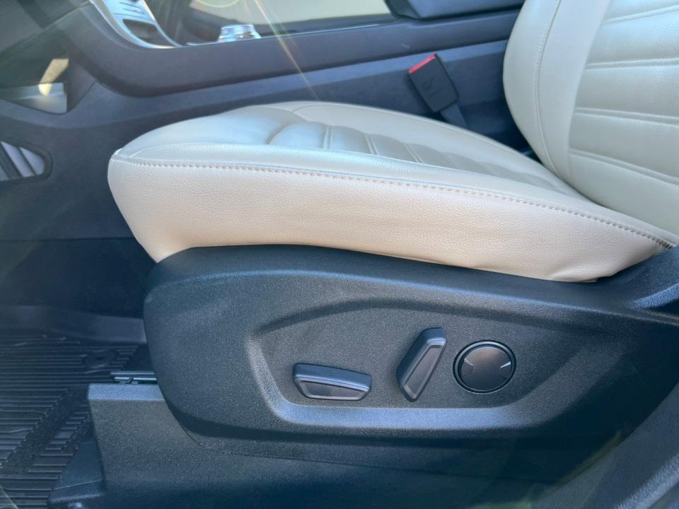 used 2022 Ford Edge car, priced at $24,592