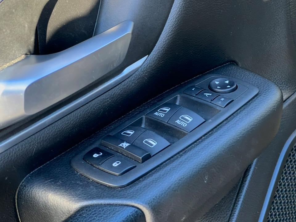 used 2022 Ram 1500 car, priced at $36,082