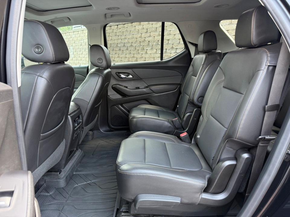 used 2020 Chevrolet Traverse car, priced at $31,707