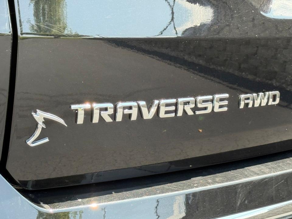 used 2020 Chevrolet Traverse car, priced at $31,707