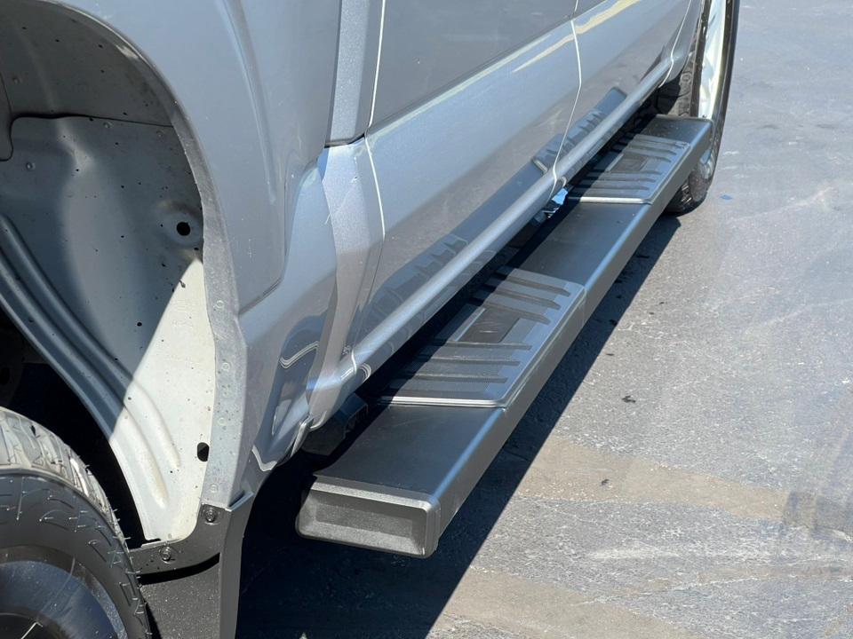 used 2021 Ford F-150 car, priced at $26,000