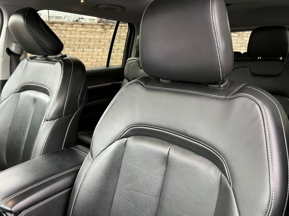 used 2022 Jeep Grand Cherokee L car, priced at $29,943