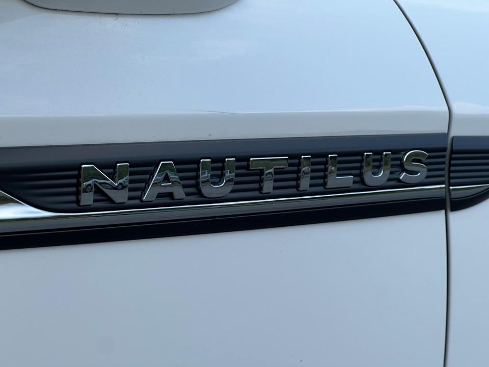 used 2023 Lincoln Nautilus car, priced at $39,500