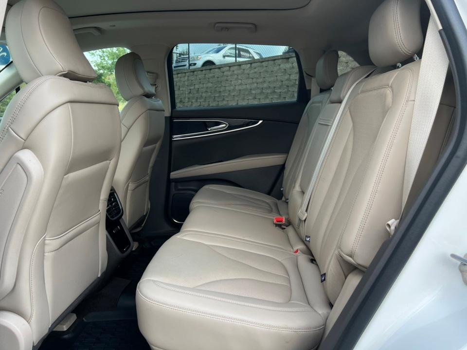 used 2023 Lincoln Nautilus car, priced at $39,500
