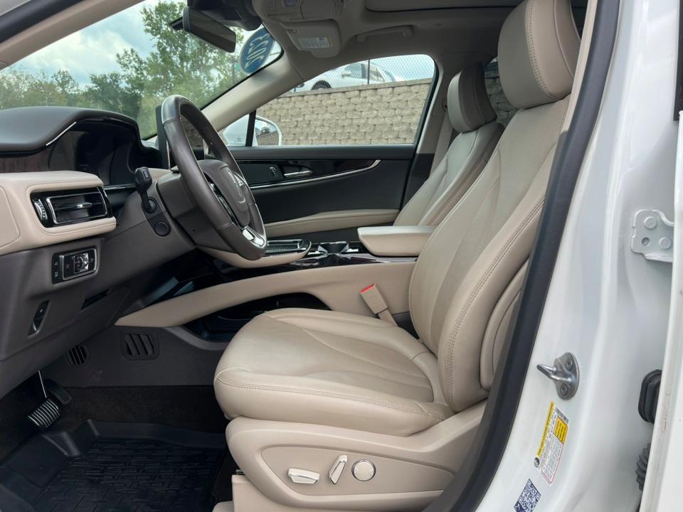 used 2023 Lincoln Nautilus car, priced at $39,500