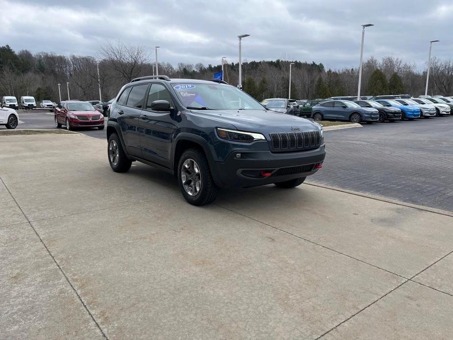 used 2019 Jeep Cherokee car, priced at $21,414