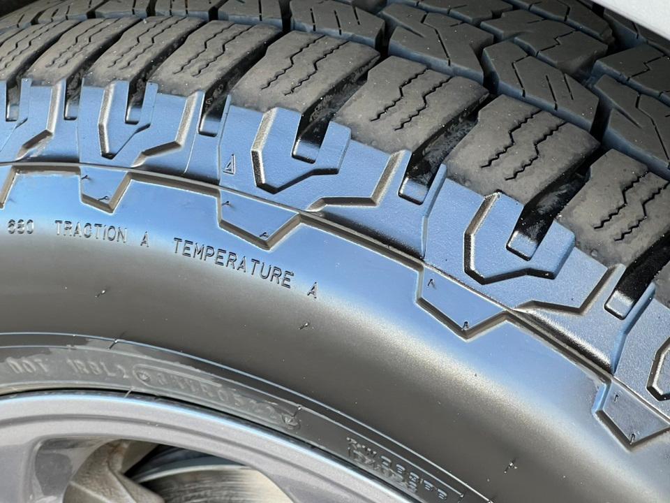 used 2022 Ford Edge car, priced at $26,444