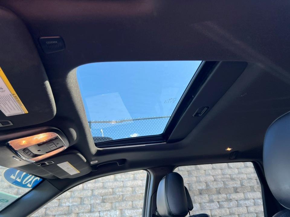 used 2022 Jeep Grand Cherokee WK car, priced at $28,385