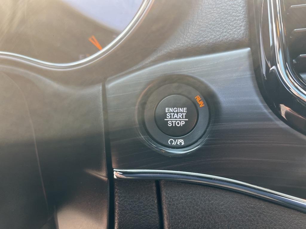 used 2022 Jeep Grand Cherokee WK car, priced at $31,313