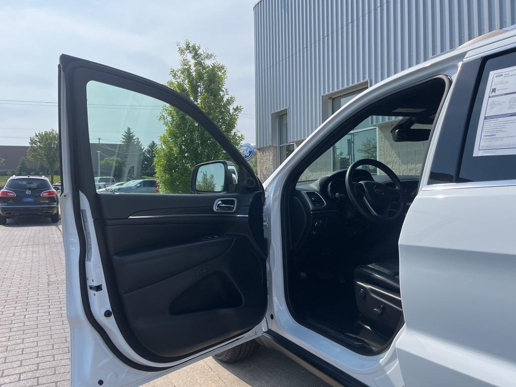 used 2022 Jeep Grand Cherokee WK car, priced at $31,313
