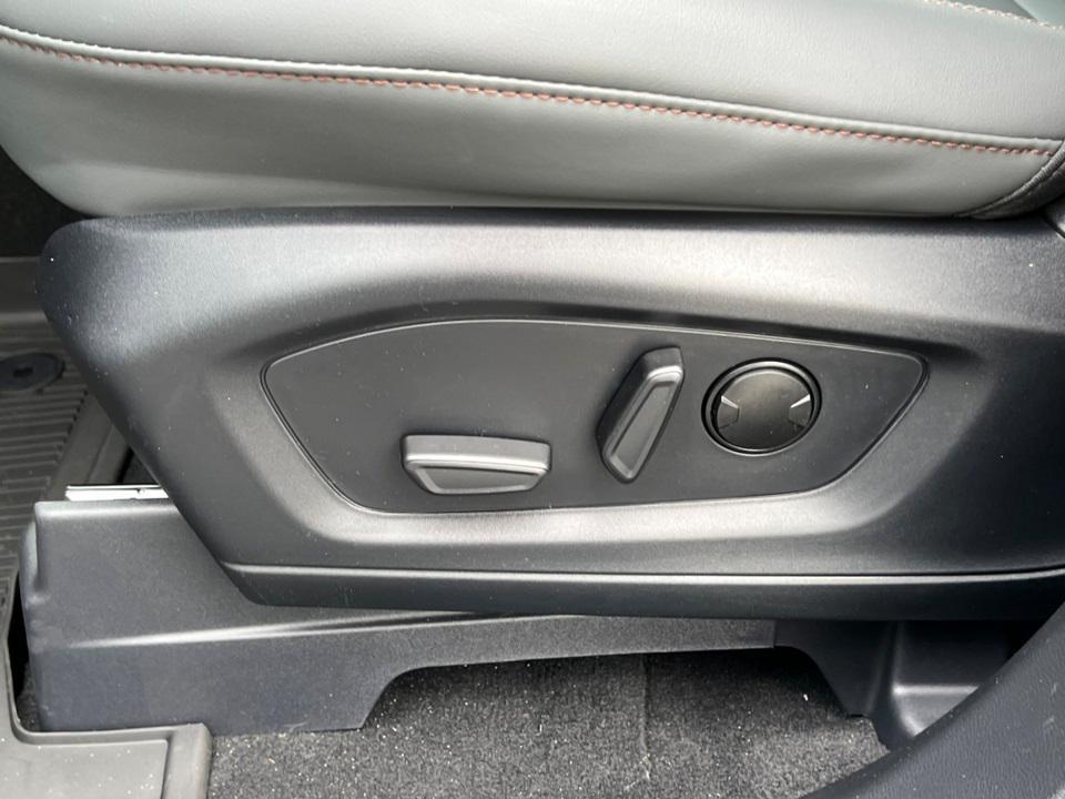 new 2025 Ford Explorer car, priced at $49,220