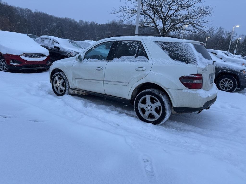 used 2008 Mercedes-Benz M-Class car, priced at $9,617