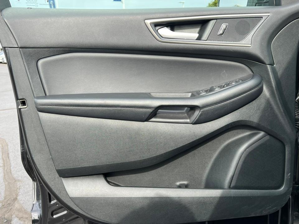 used 2022 Ford Edge car, priced at $26,500