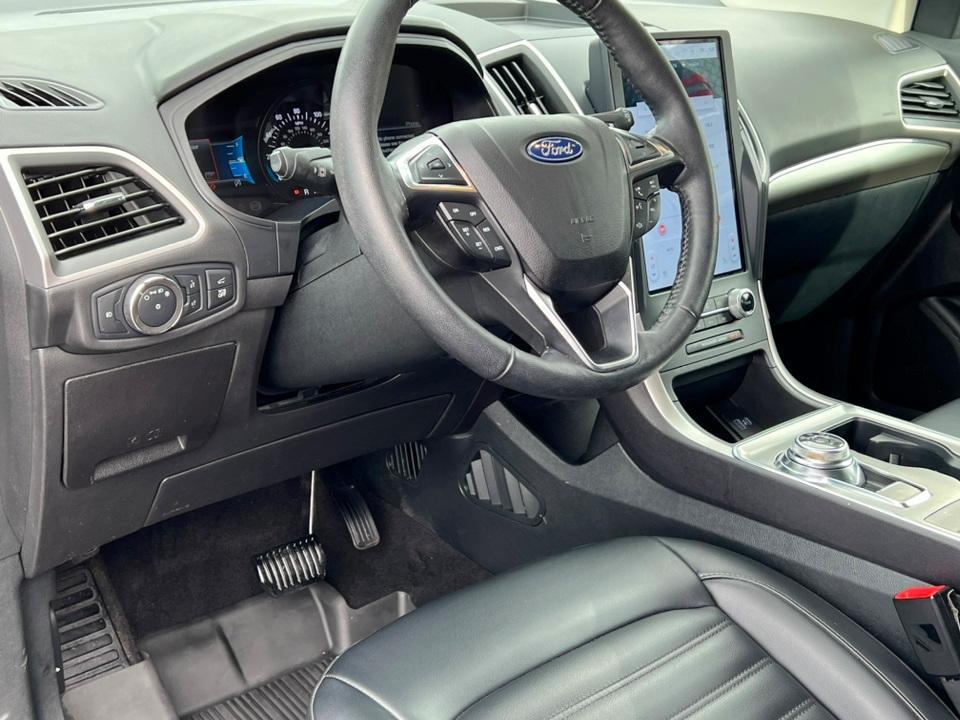used 2022 Ford Edge car, priced at $26,500