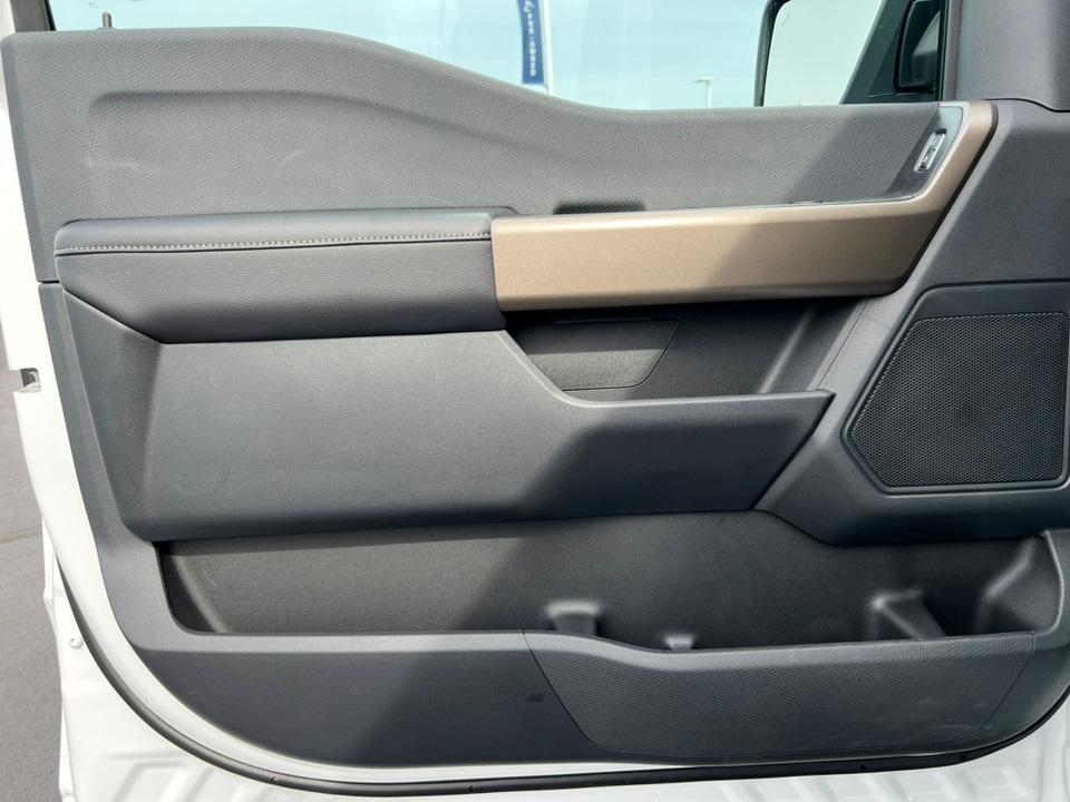 new 2025 Ford F-150 car, priced at $53,569