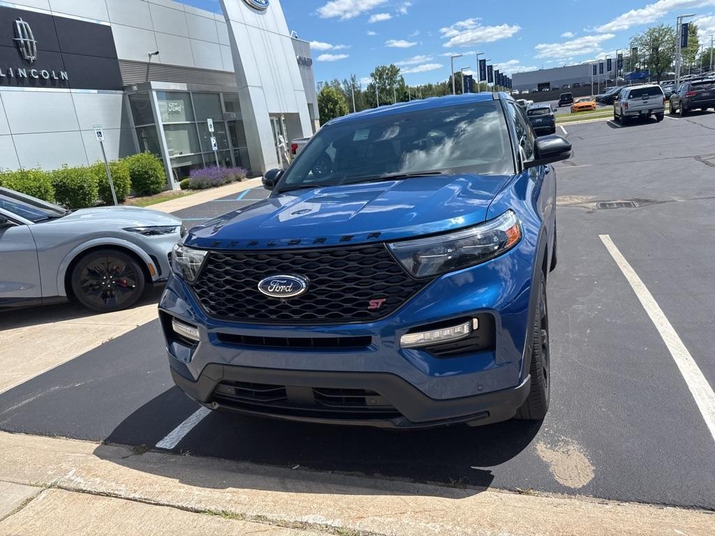 used 2022 Ford Explorer car, priced at $34,057