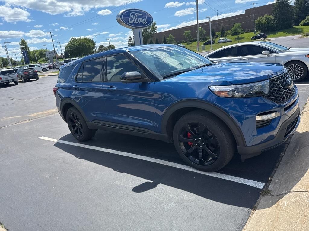 used 2022 Ford Explorer car, priced at $34,057