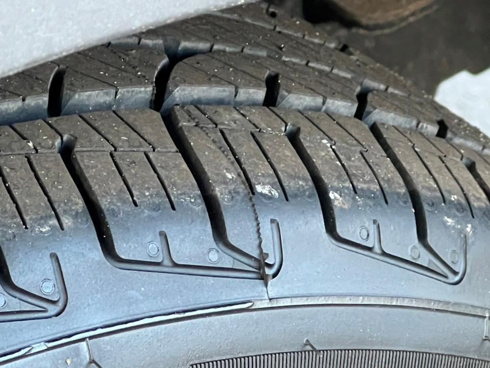 used 2013 Honda Insight car, priced at $7,618