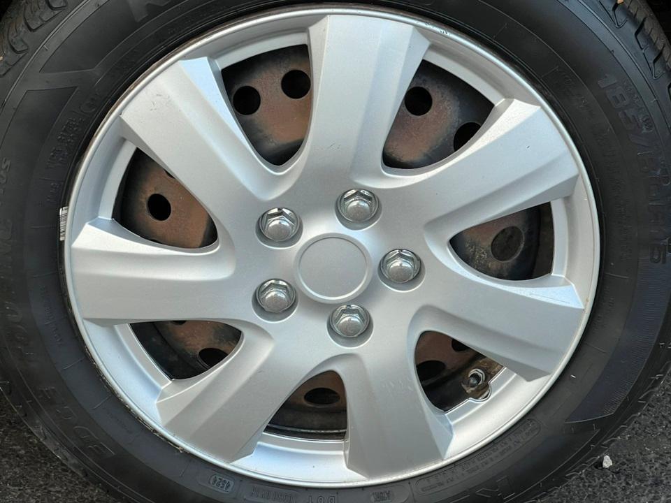 used 2013 Honda Insight car, priced at $7,618