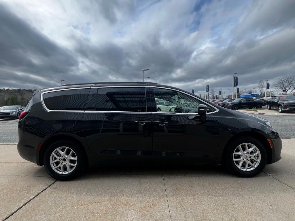 used 2022 Chrysler Pacifica car, priced at $23,172