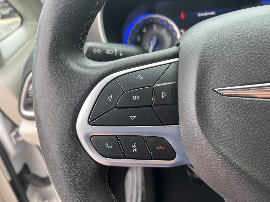 used 2022 Chrysler Pacifica car, priced at $24,554
