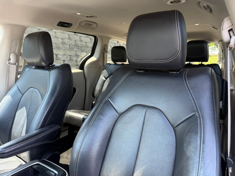used 2022 Chrysler Pacifica car, priced at $21,604