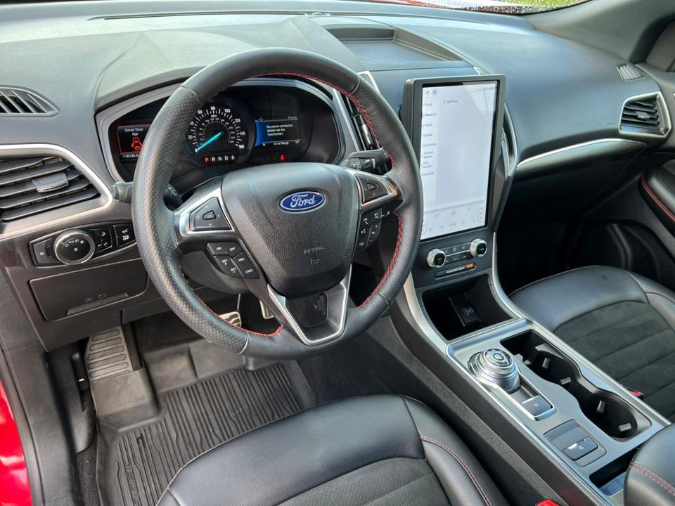 used 2024 Ford Edge car, priced at $31,809