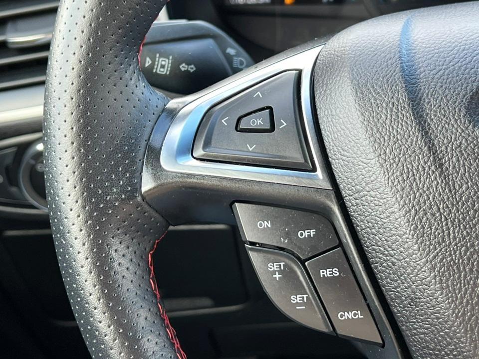 used 2024 Ford Edge car, priced at $31,809