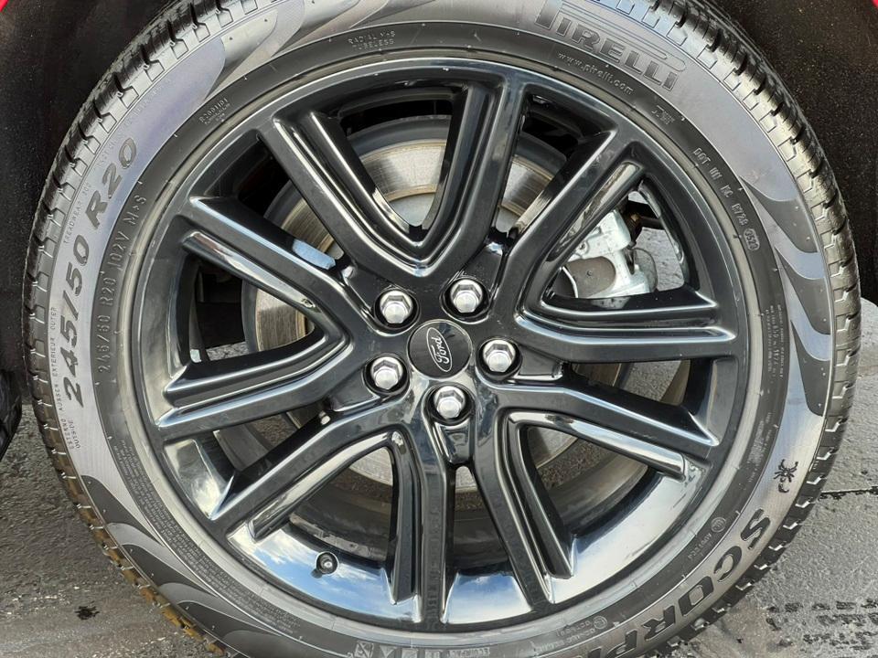 used 2024 Ford Edge car, priced at $31,809