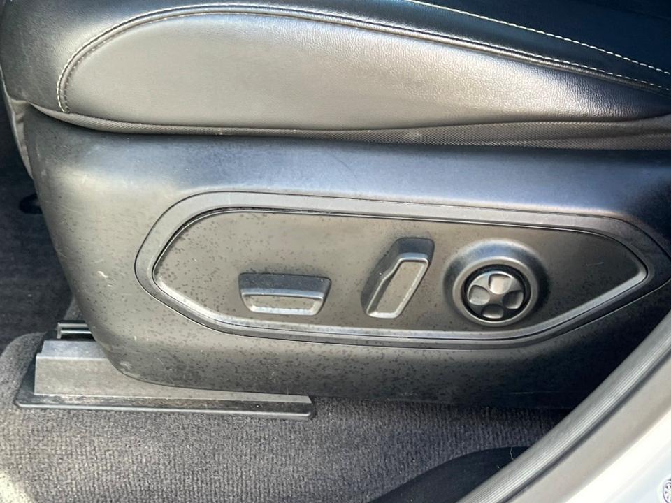 used 2021 Jeep Grand Cherokee L car, priced at $27,500