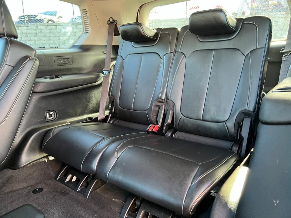 used 2021 Jeep Grand Cherokee L car, priced at $27,500