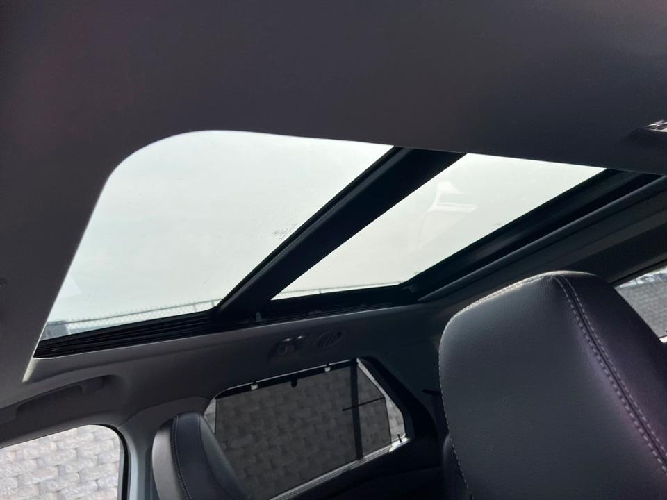 used 2022 Ford Explorer car, priced at $31,377
