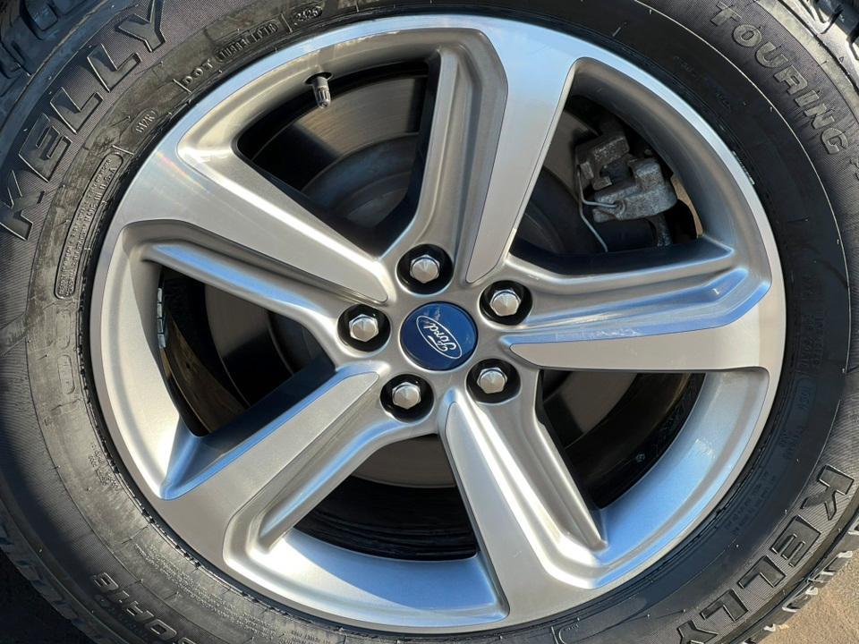 used 2022 Ford Edge car, priced at $24,339