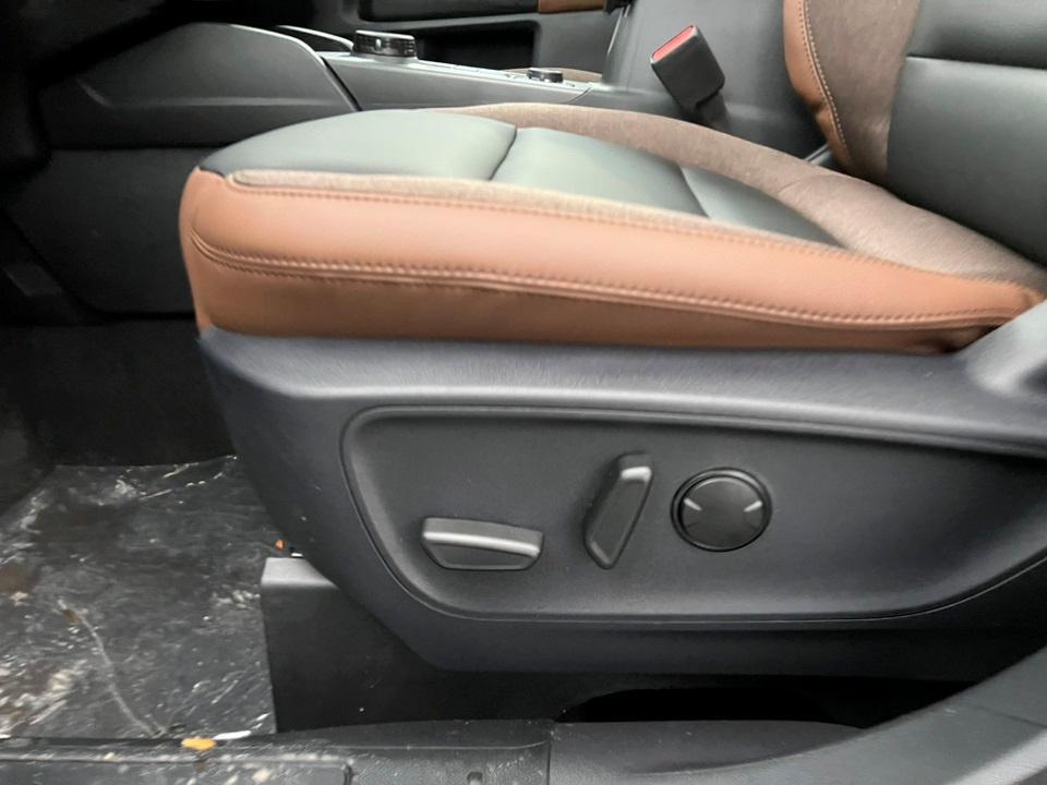 new 2025 Ford Bronco Sport car, priced at $41,706