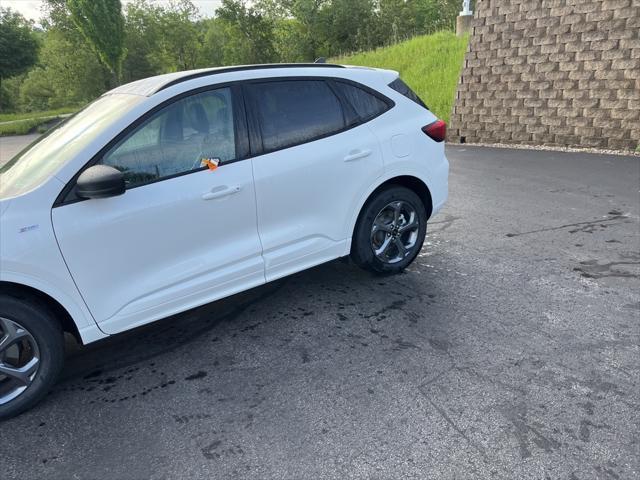 new 2024 Ford Escape car, priced at $33,257