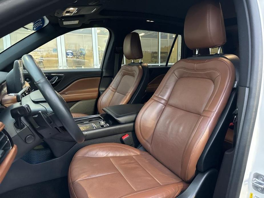 used 2022 Lincoln Aviator car, priced at $44,936