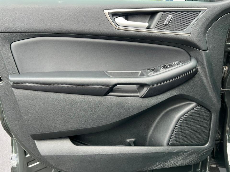 used 2022 Ford Edge car, priced at $26,192